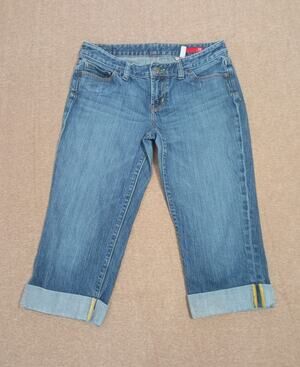 Vtg Express X2 Women's Cuffed Capri Jeans Blue Denim Size 8